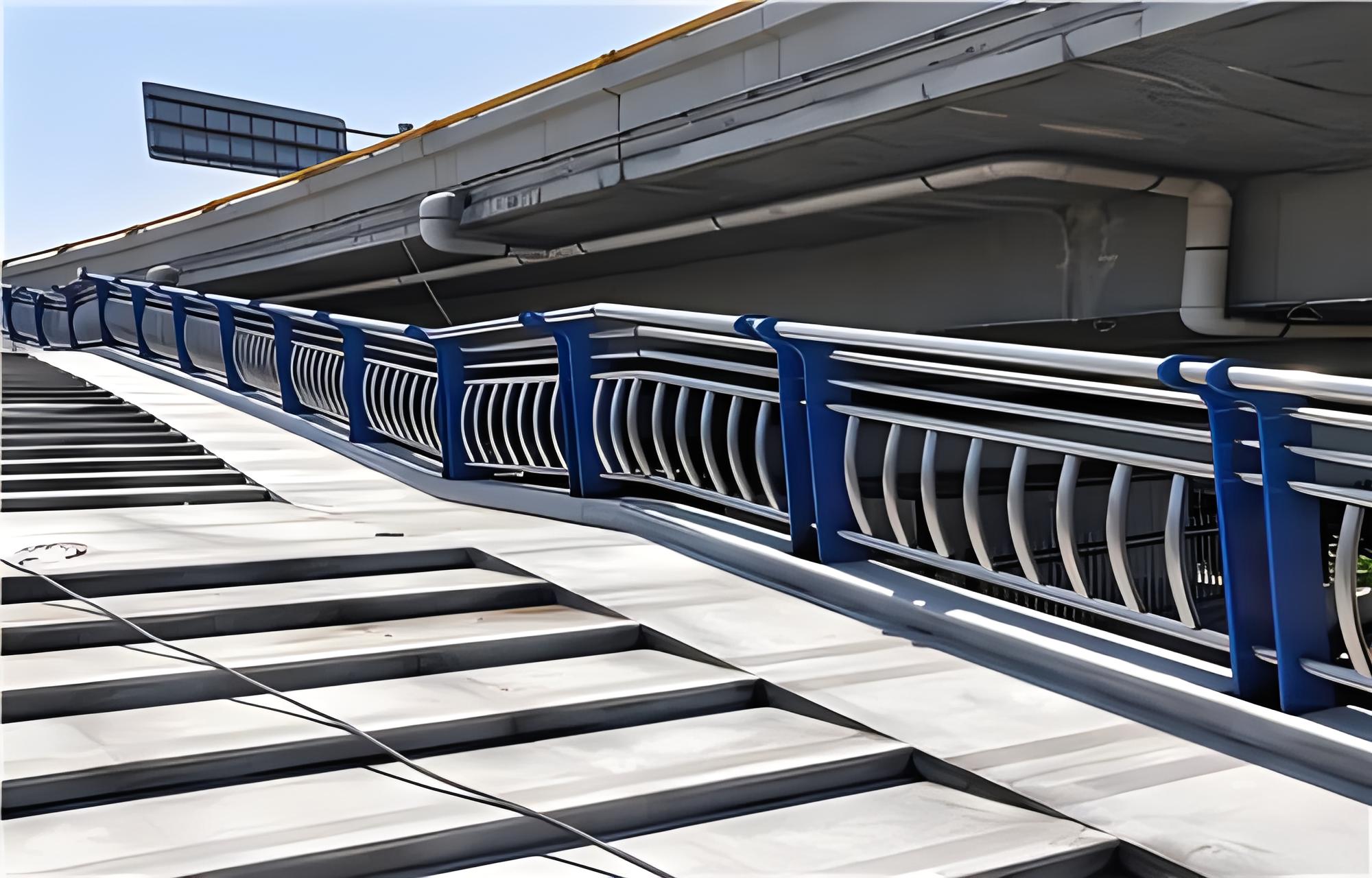 抚州不锈钢桥梁护栏维护方案：确保安全，延长使用寿命